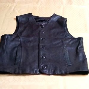 Wilson's leather Vest button closure pockets  size large black 70s look